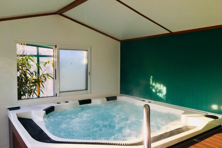 Détendez vous dans notre espace SPA, jacuzzi, sauna