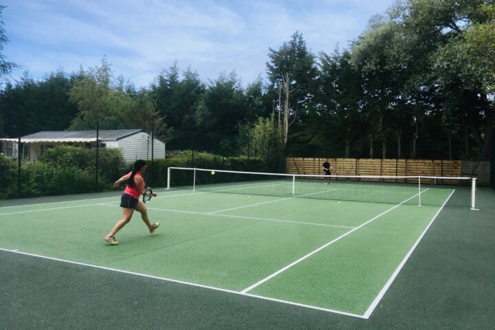 Terrain de tennis