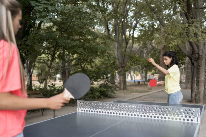 Emplacement pour jouer au tennis de table (ping pong)