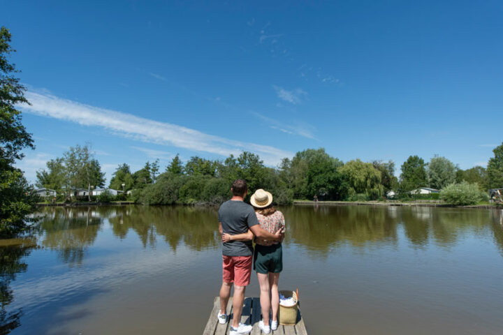 Pêche au blanc (gardons, tanches, carpes …), no killing le poisson doit être relâché, interdiction d’utiliser des hameçons avec ardillons